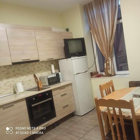 Стонел Apartamento Veliko Tŭrnovo Exterior foto